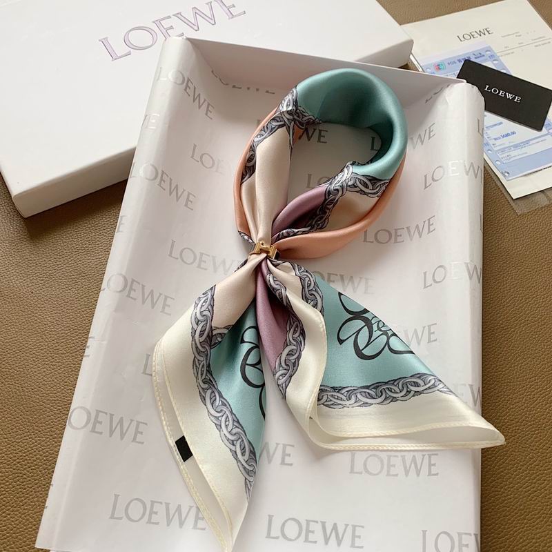 Loewe silk scarf 50X50cm E04